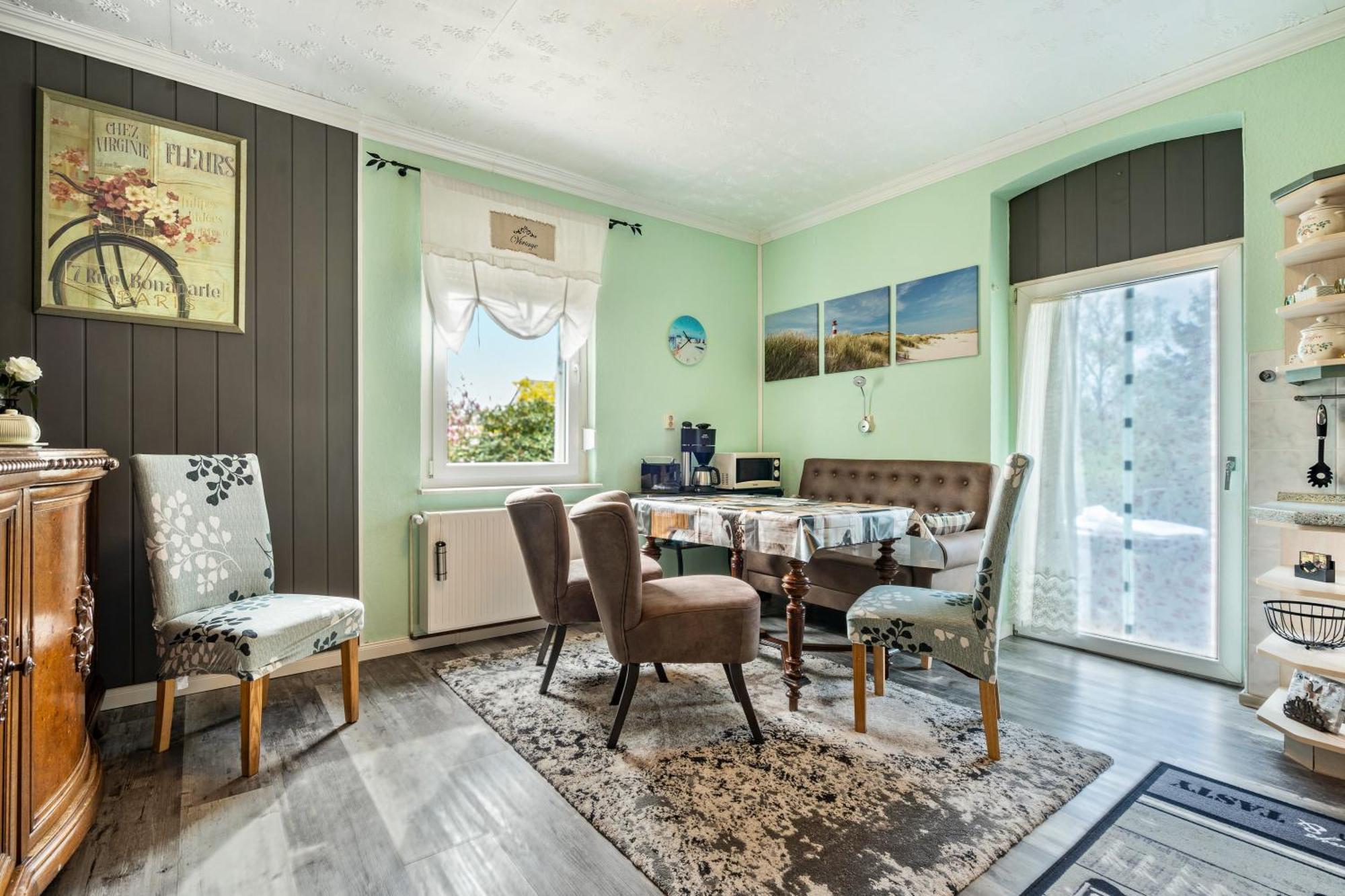 Apartamento Urlaub Mit Hund Neupetershain Exterior foto